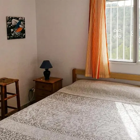 4 Bedroom Gorgeous In La Font Den Carros Holiday home *